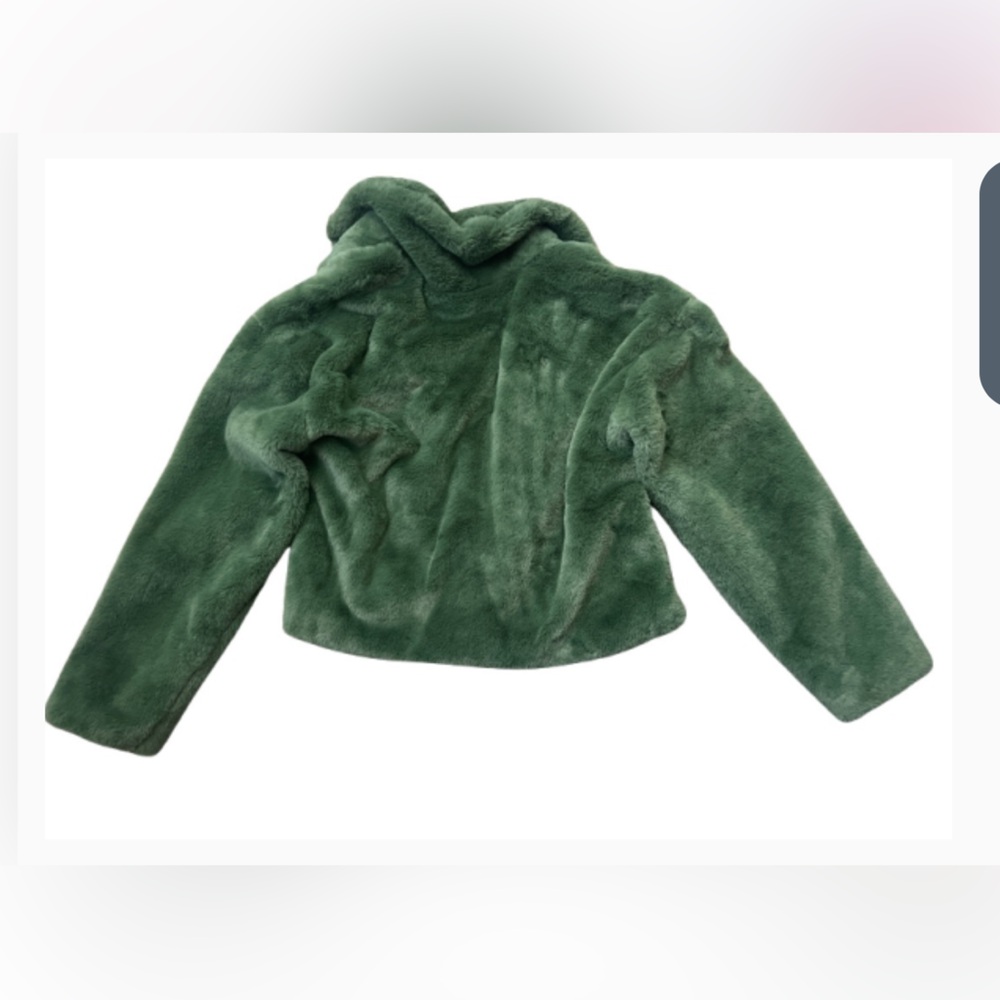 Festival Ready Ashley 26 International Green‎ Faux Fur Cropped Jacket - Picture 3 of 9